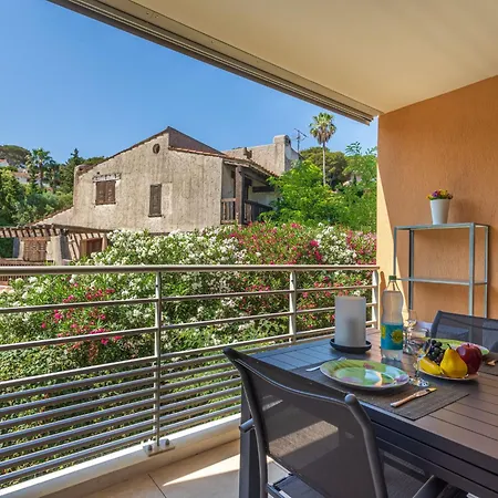 151 Bay Street-1 By Interhome